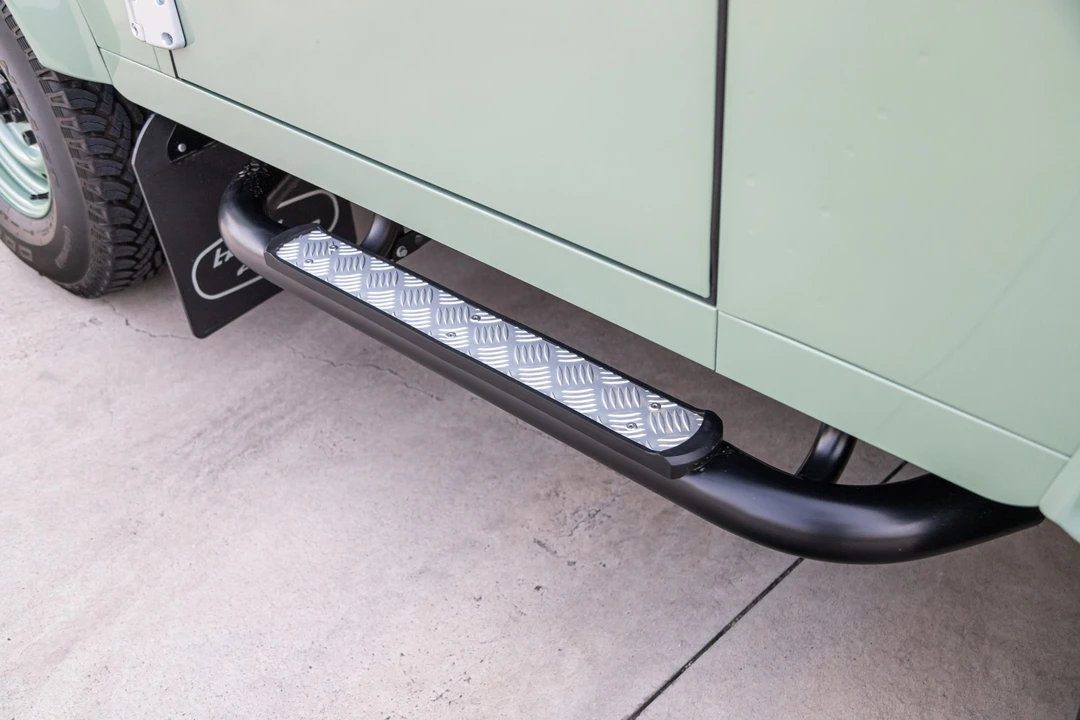 2015 Land Rover Defender 90 - Image 24 of 31
