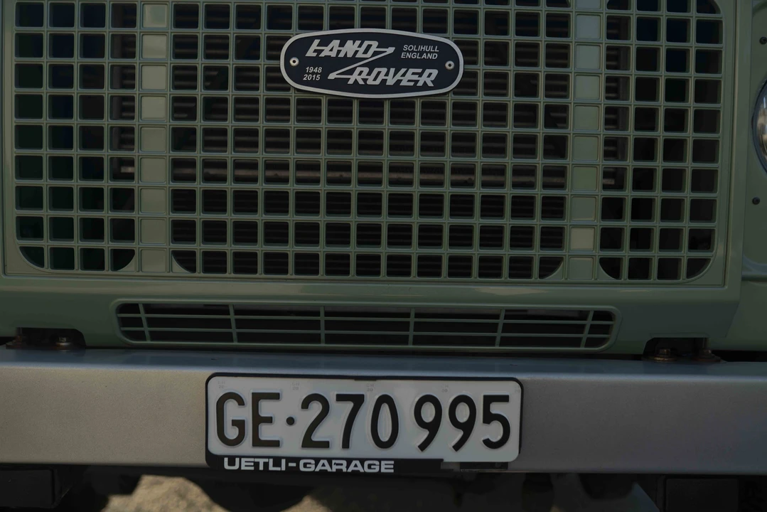 2015 Land Rover Defender 90 - Image 23 of 31