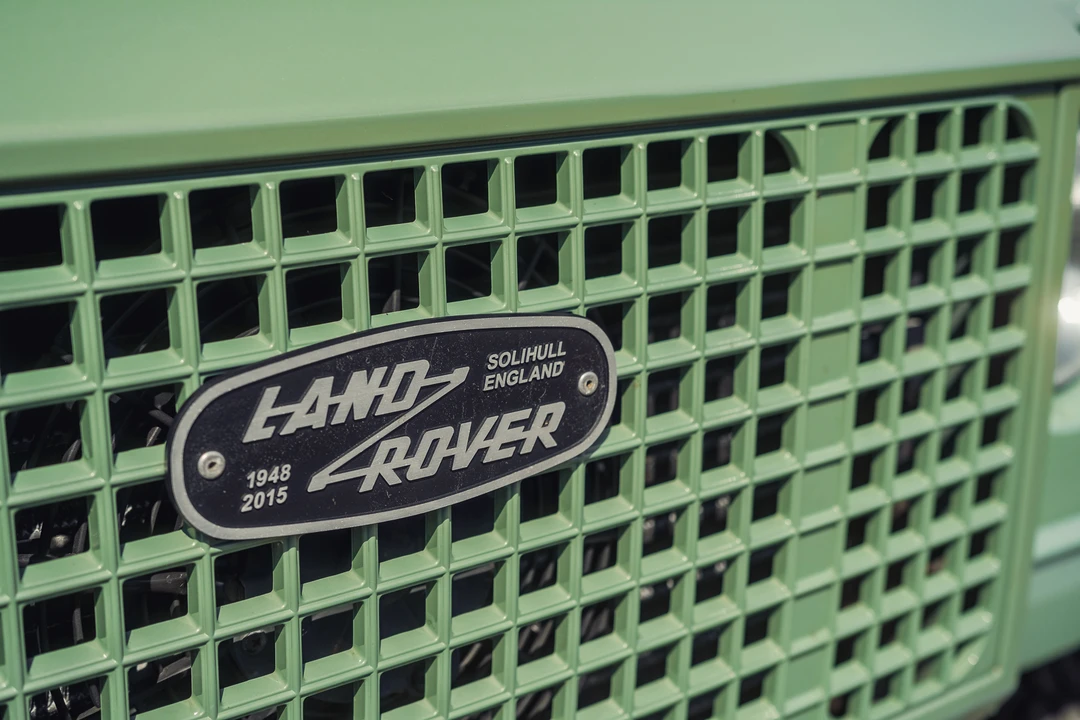 2015 Land Rover Defender 90 - Image 22 of 31