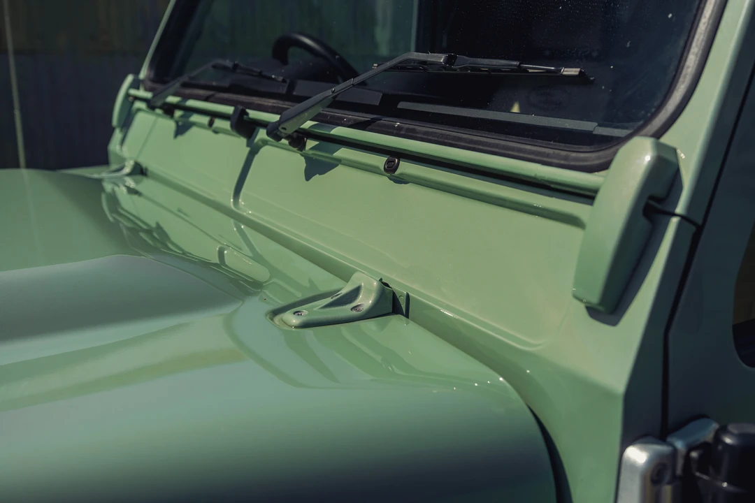 2015 Land Rover Defender 90 - Image 30 of 31