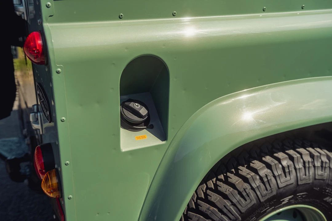 2015 Land Rover Defender 90 - Image 31 of 31