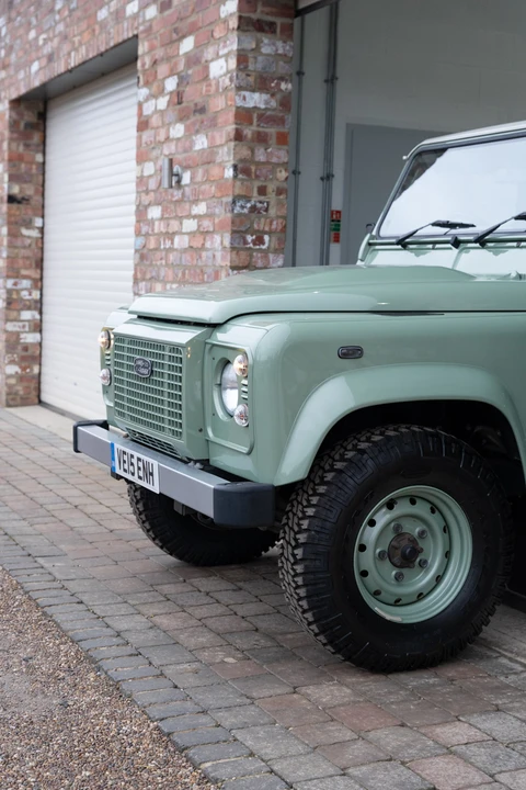 2015 Land Rover Defender 90 - Image 27 of 31