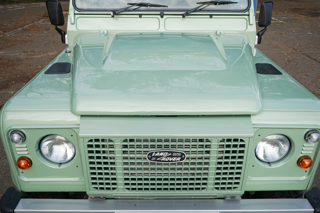 2015 Land Rover Defender 90 - Image 29 of 31
