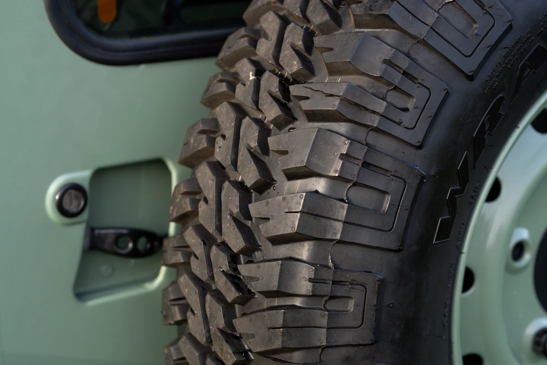 2015 Land Rover Defender 90 - Image 26 of 31