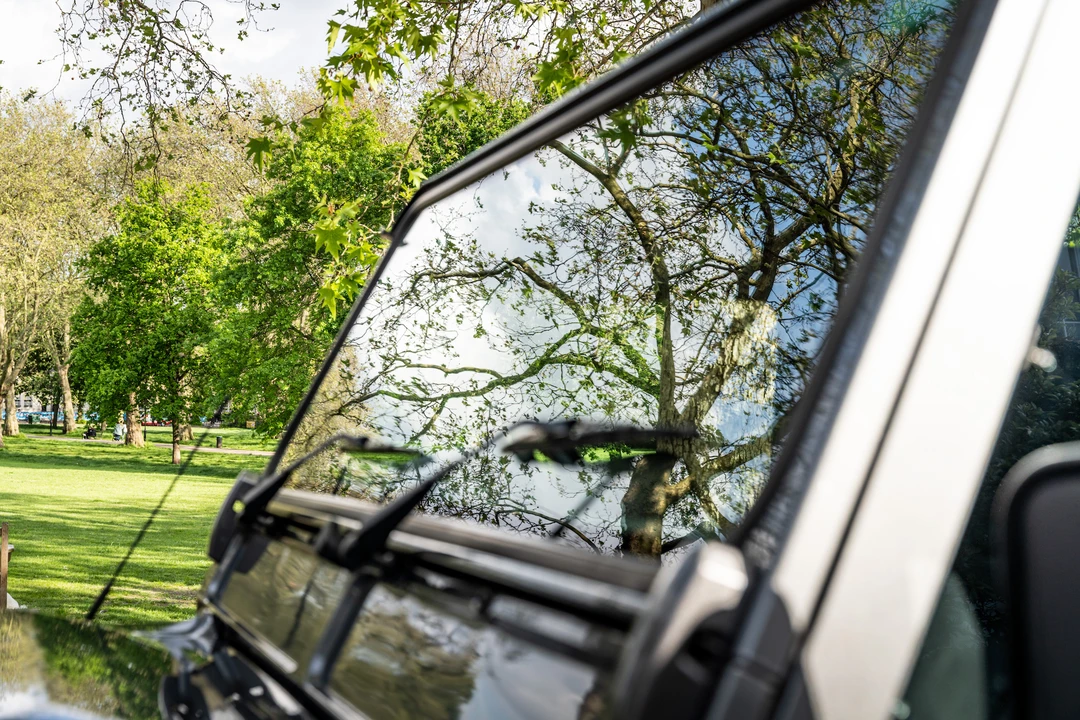 2015 Land Rover Defender 90 - Image 22 of 31