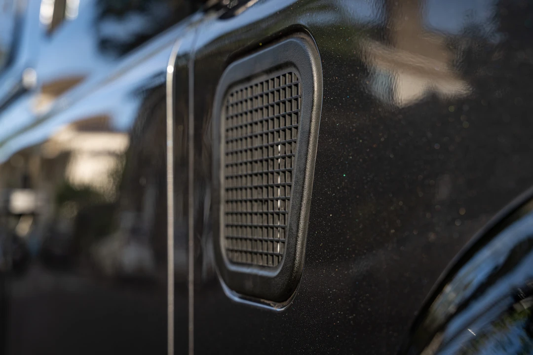 2015 Land Rover Defender 90 - Image 29 of 31