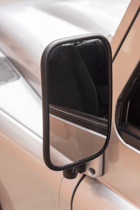 2015 Land Rover Defender 90 - Image 29 of 31