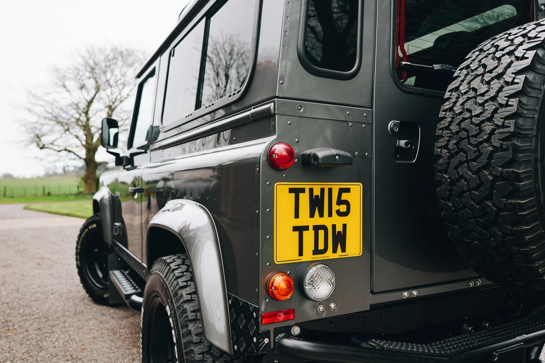 2015 Land Rover Defender 90 - Image 29 of 31