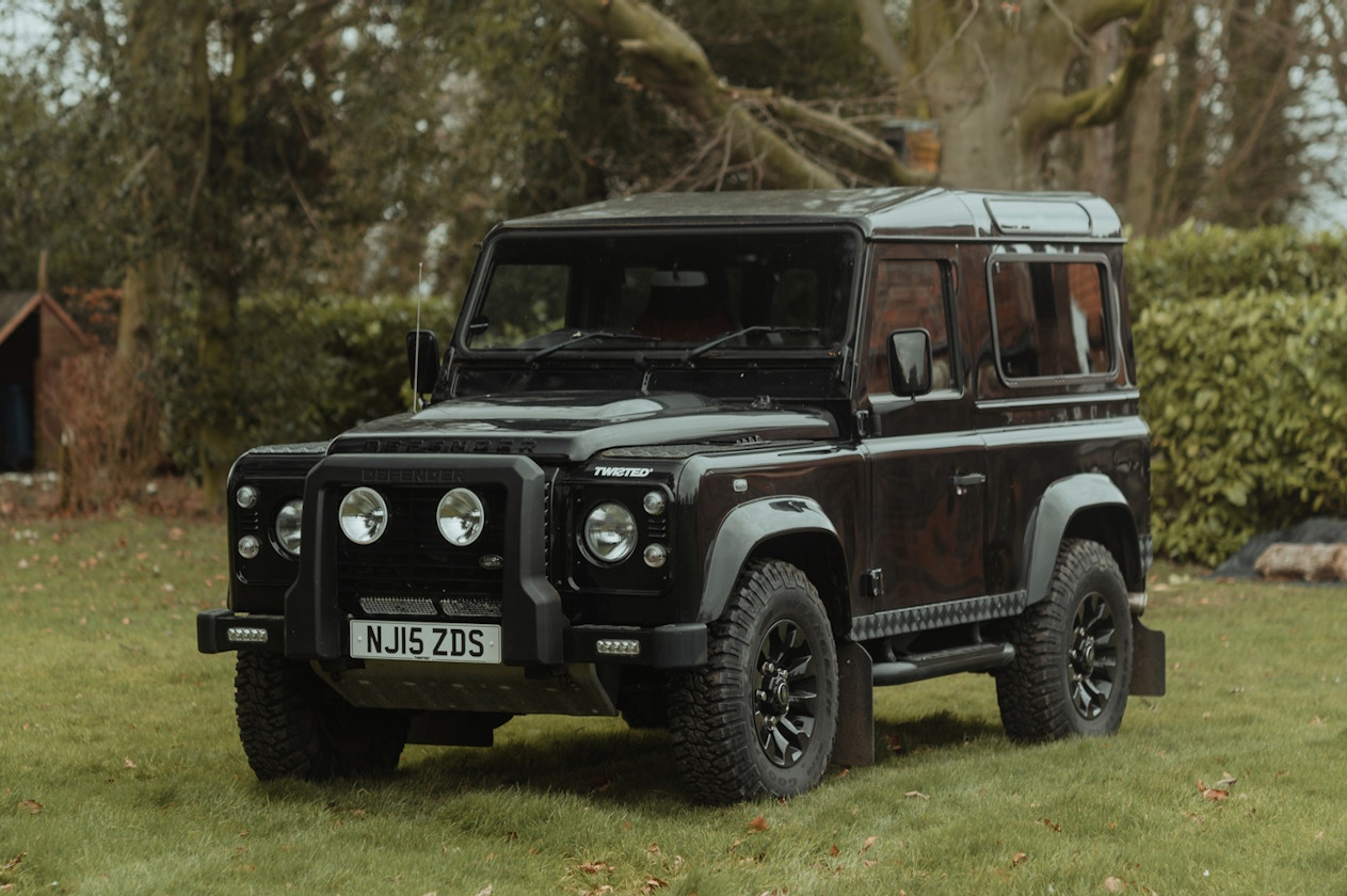 2015 LAND ROVER DEFENDER 90 XS 'TWISTED' - 2,473 MILES
