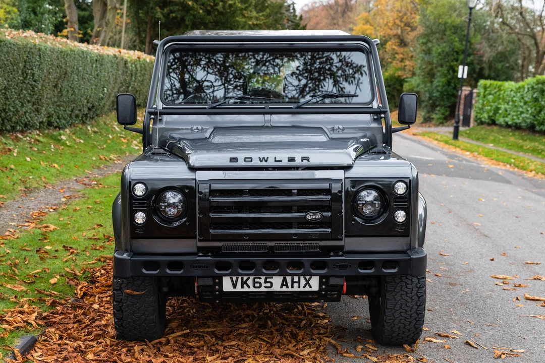 2015 Land Rover Defender 90 - Image 3 of 31
