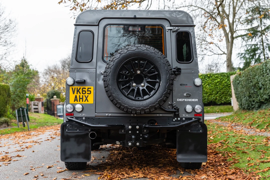 2015 Land Rover Defender 90 - Image 7 of 31