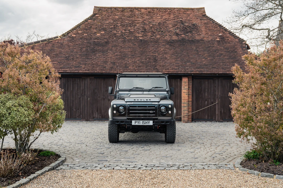 2015 Land Rover Defender 90 - Image 26 of 31