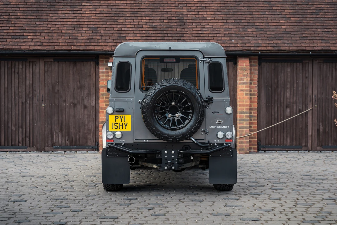 2015 Land Rover Defender 90 - Image 12 of 31