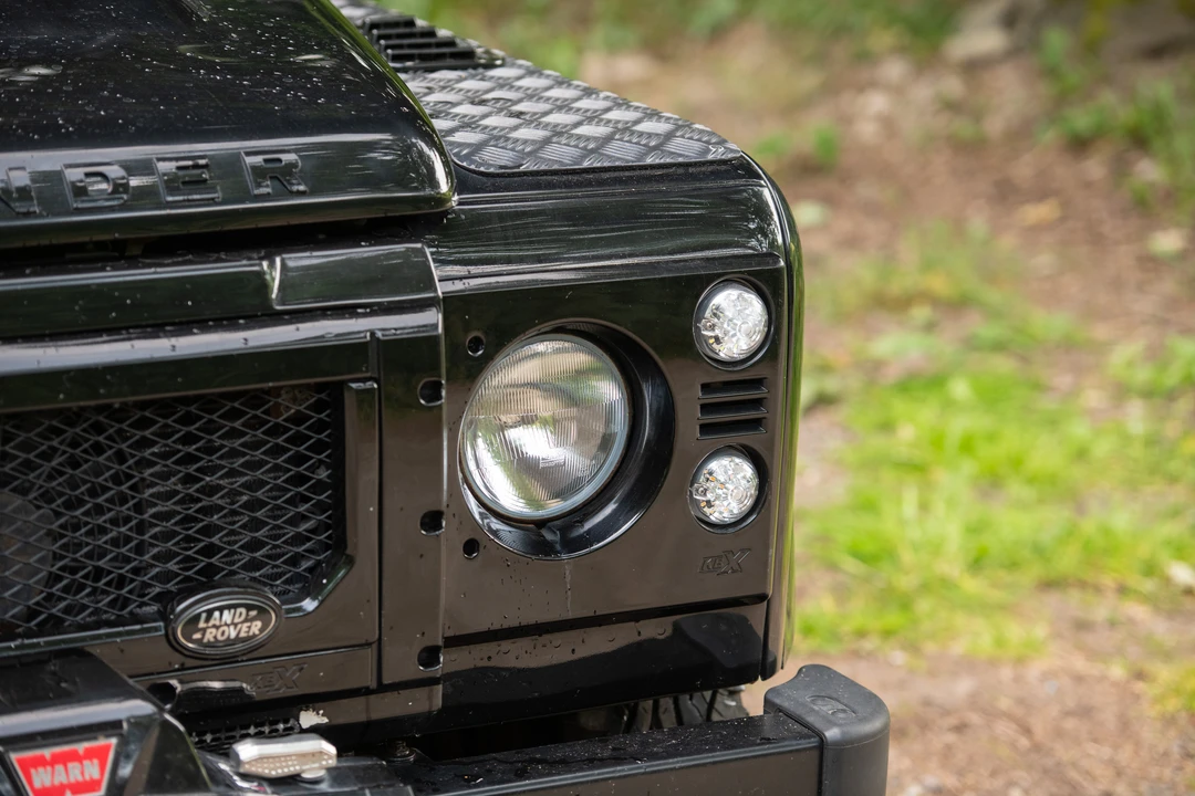 2015 Land Rover Defender 90 - Image 28 of 31