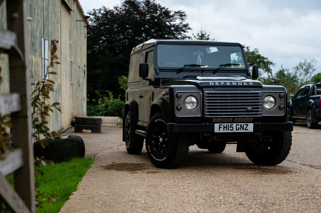 2015 Land Rover Defender 90 - Image 20 of 31