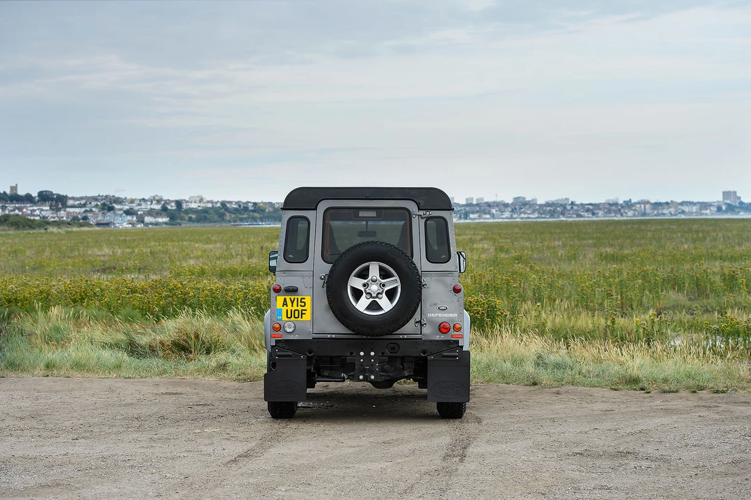 2015 Land Rover Defender 90 - Image 31 of 31