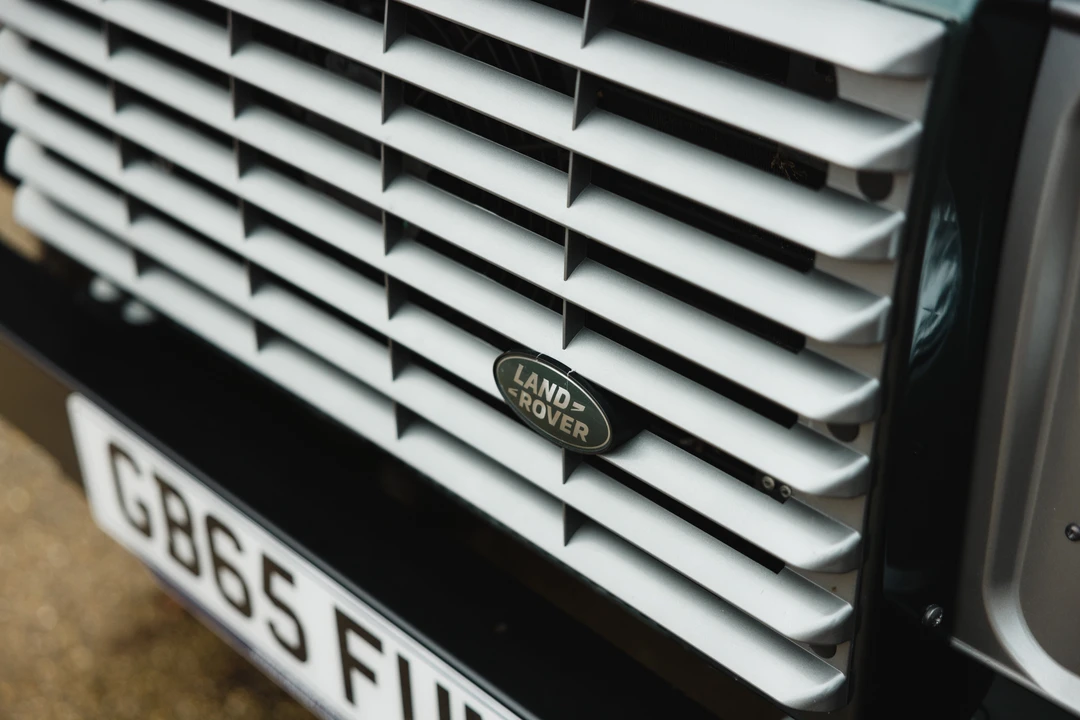 2015 Land Rover Defender 90 - Image 28 of 31