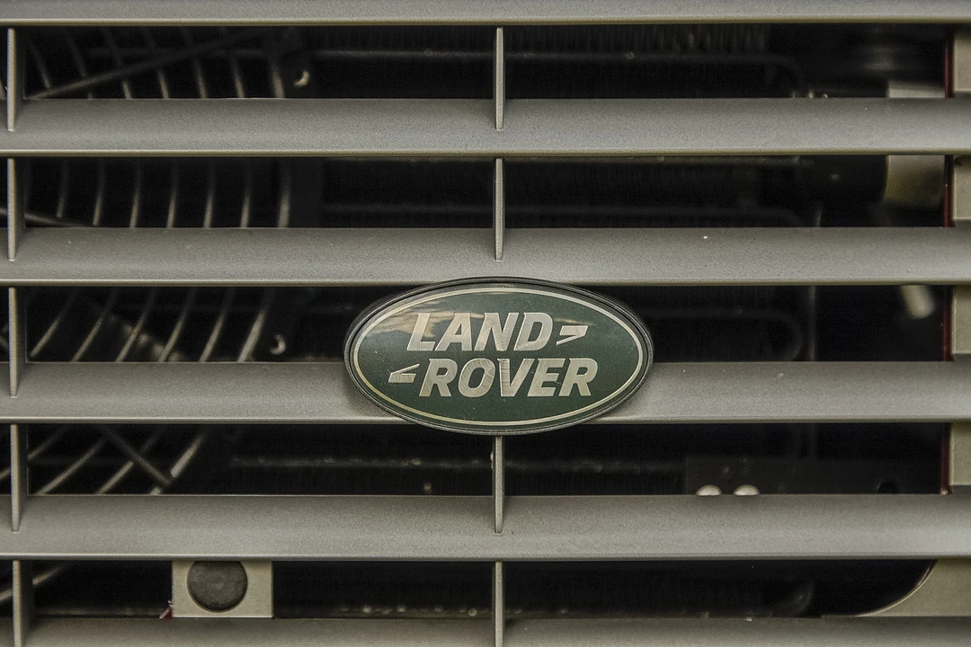 2015 Land Rover Defender 90 - Image 22 of 31