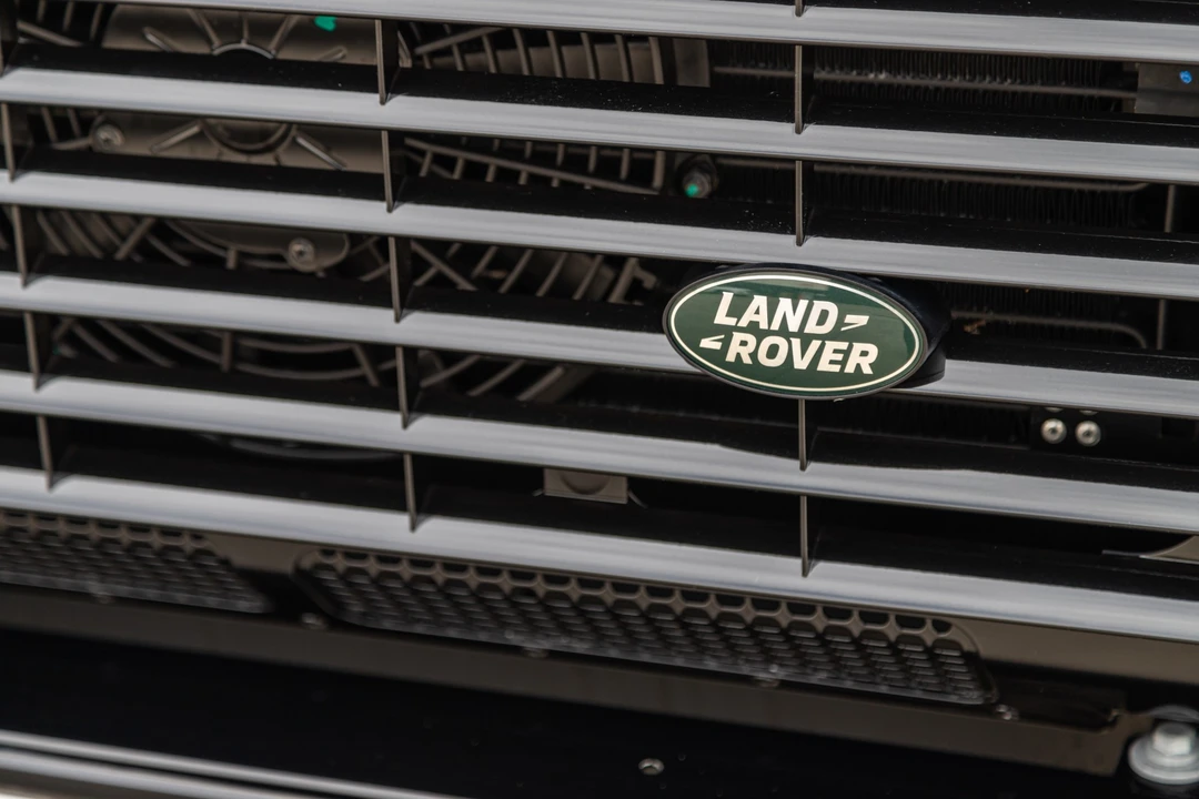 2015 Land Rover Defender 90 - Image 22 of 31