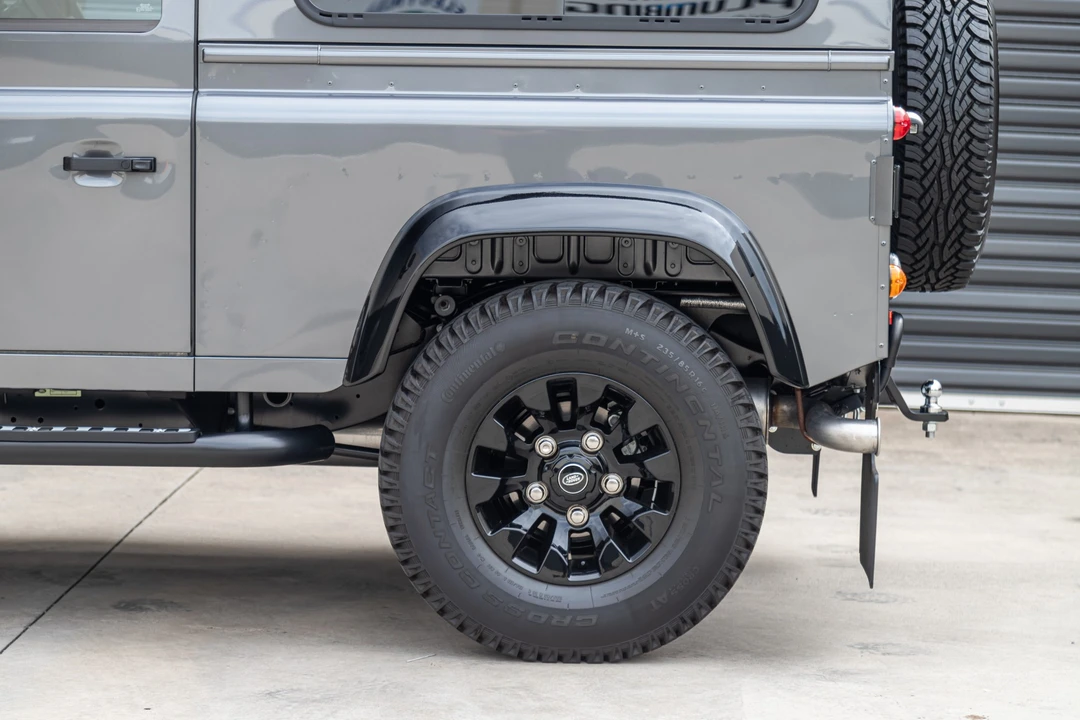 2015 Land Rover Defender 90 - Image 27 of 31