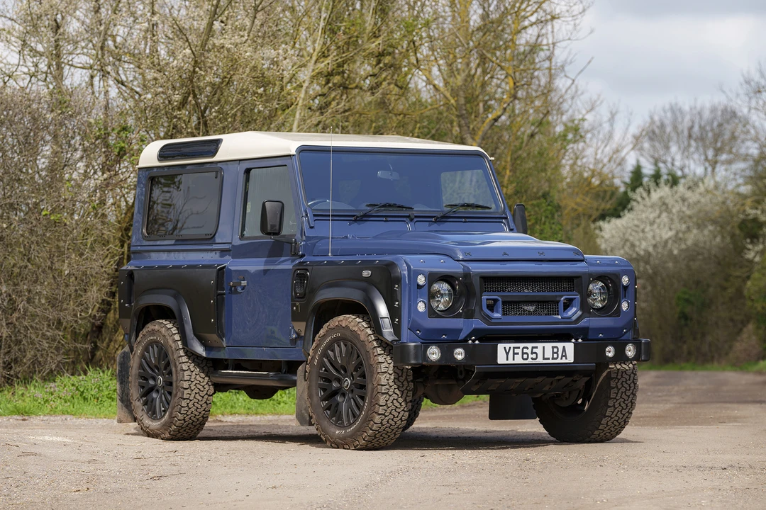 2015 Land Rover Defender 90 - Image 18 of 31