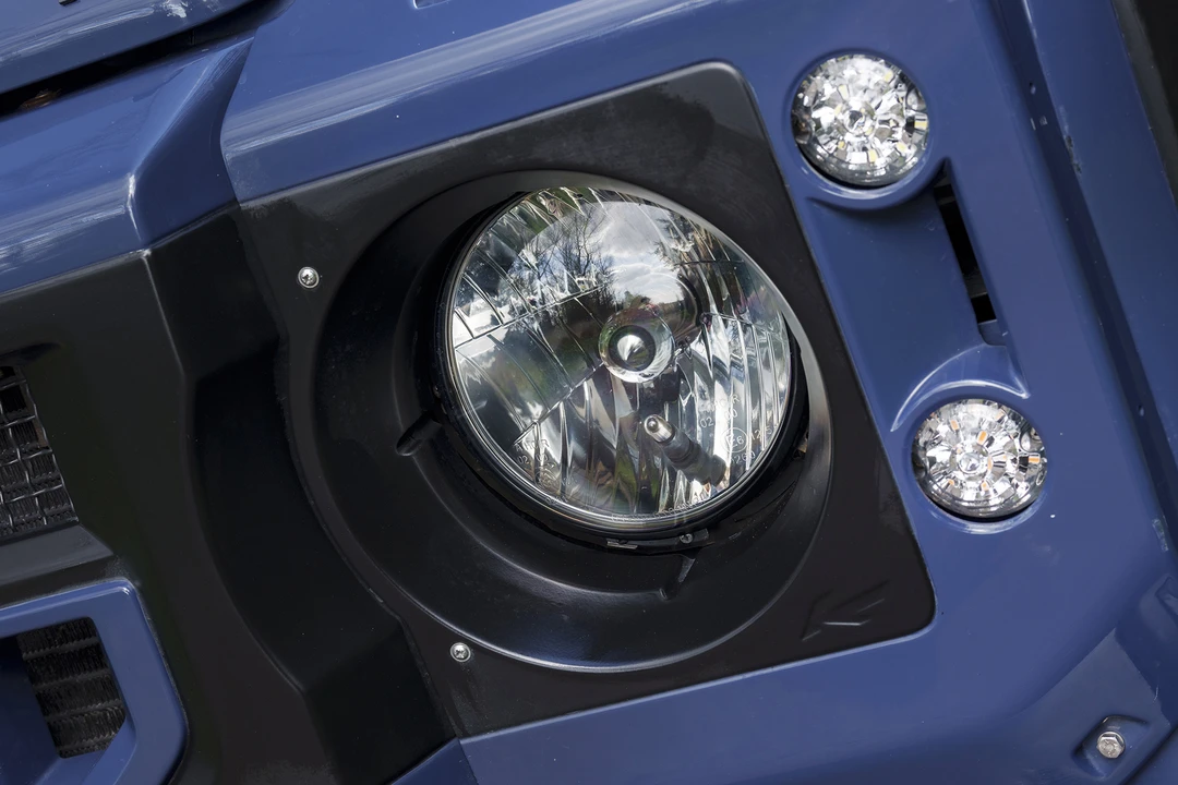 2015 Land Rover Defender 90 - Image 29 of 31