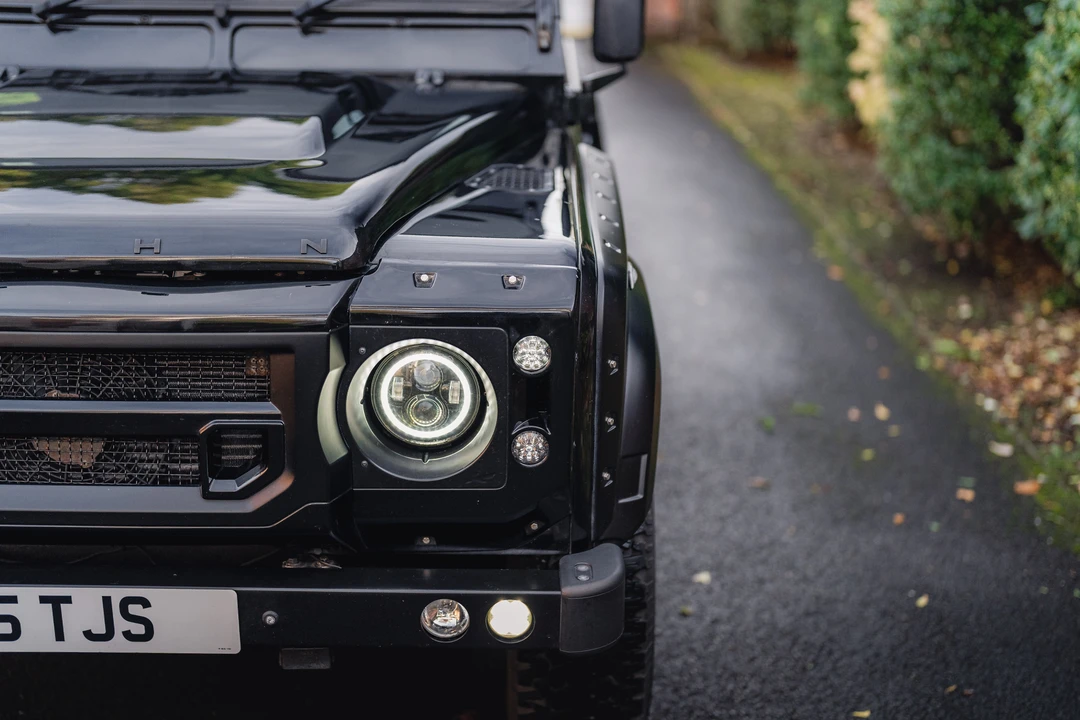 2015 Land Rover Defender 90 - Image 21 of 31