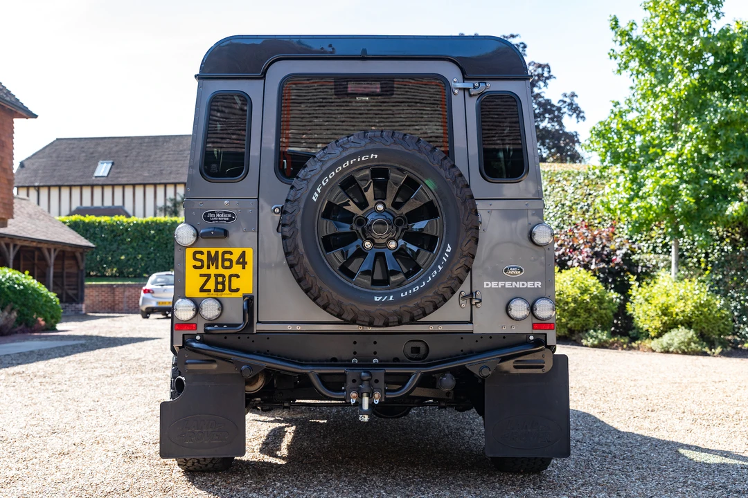 2015 Land Rover Defender 90 - Image 15 of 31