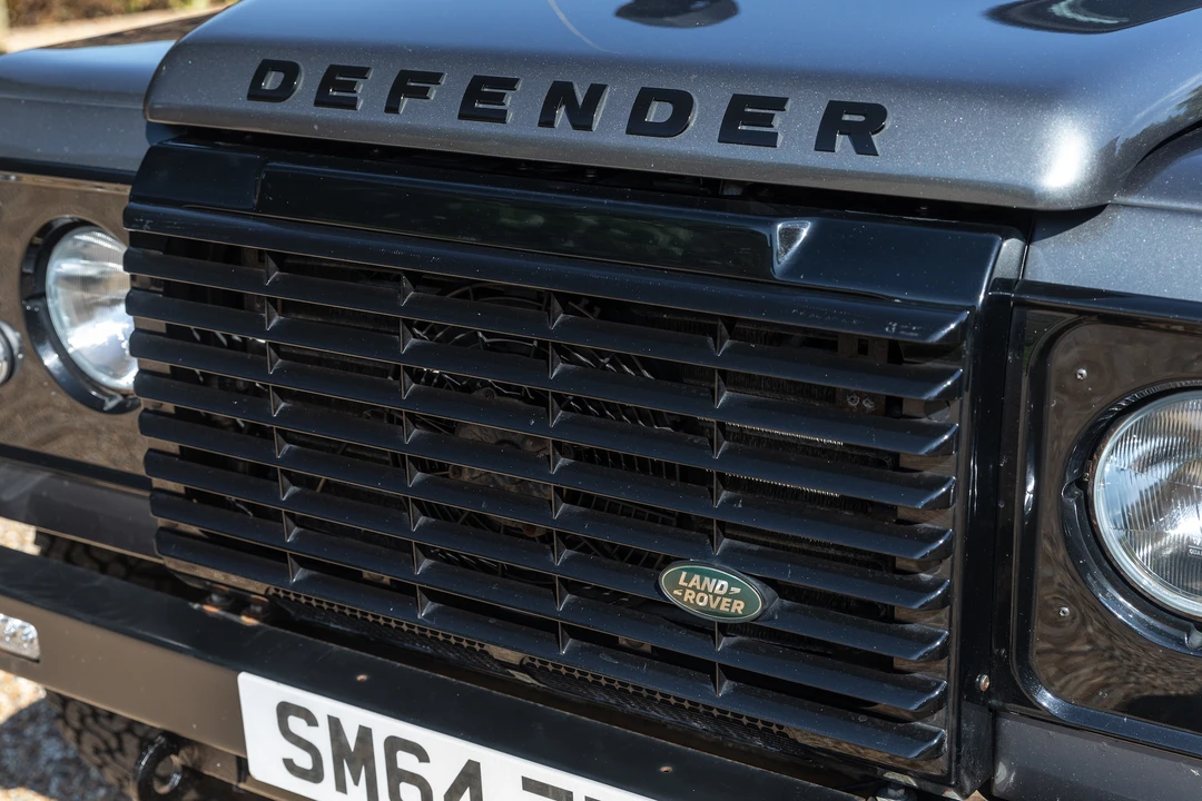 2015 Land Rover Defender 90 - Image 22 of 31