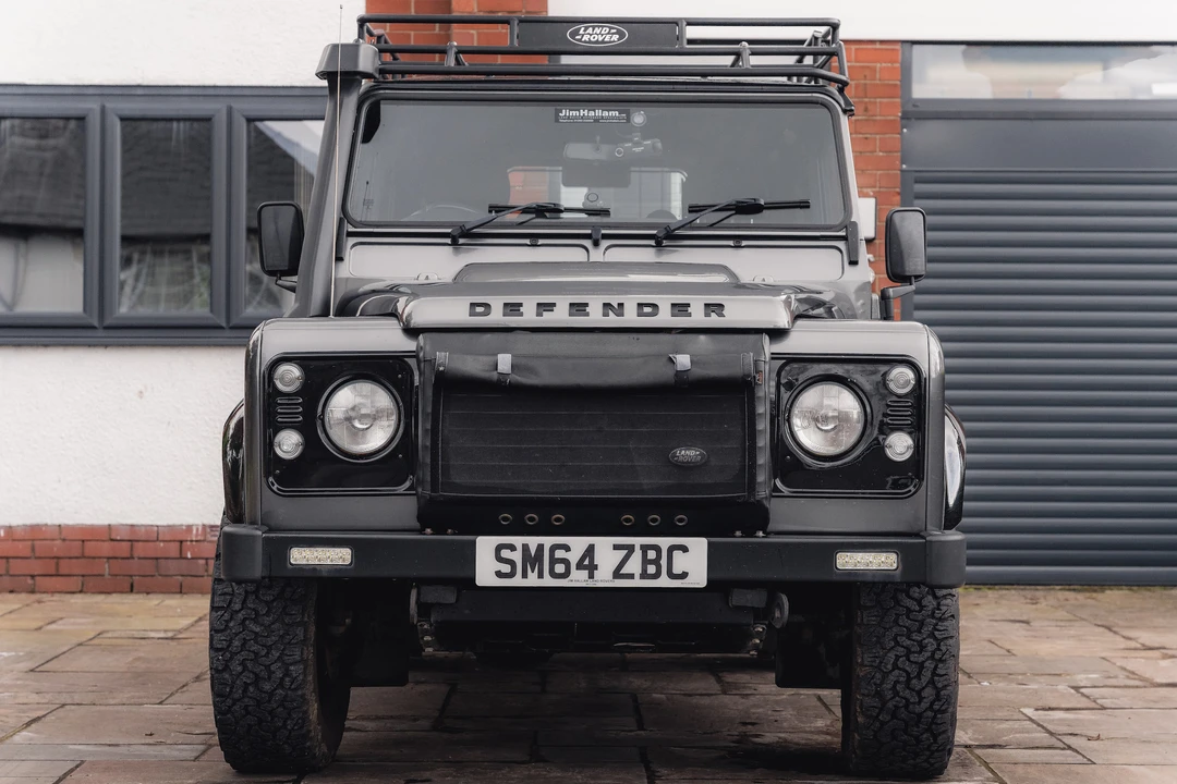 2015 Land Rover Defender 90 - Image 18 of 31
