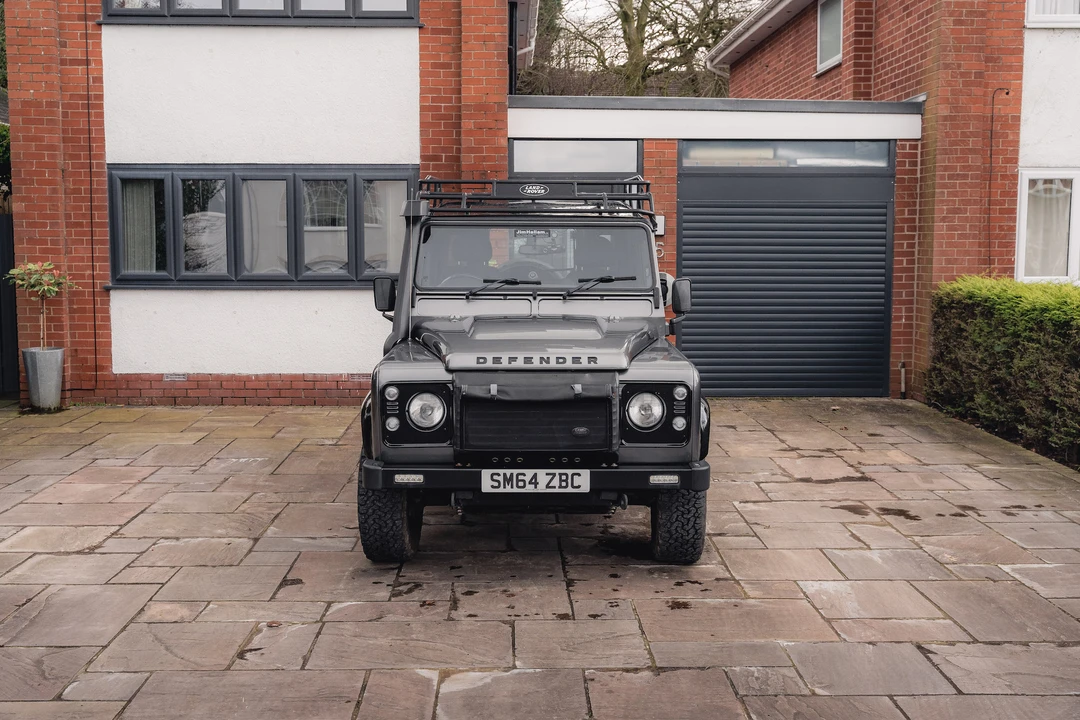 2015 Land Rover Defender 90 - Image 11 of 31