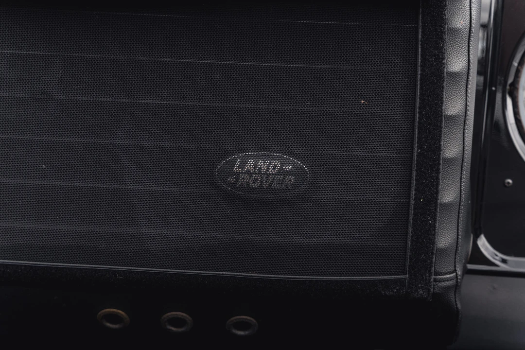 2015 Land Rover Defender 90 - Image 29 of 31