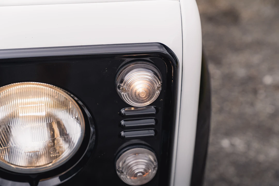 2015 Land Rover Defender 90 - Image 27 of 31