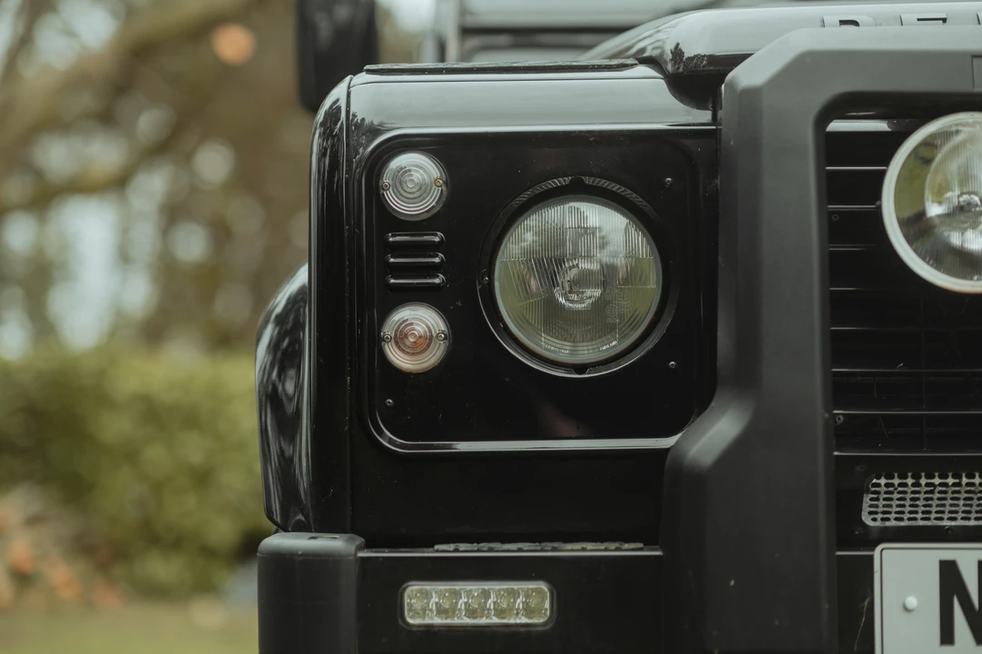 2015 Land Rover Defender 90 - Image 20 of 31