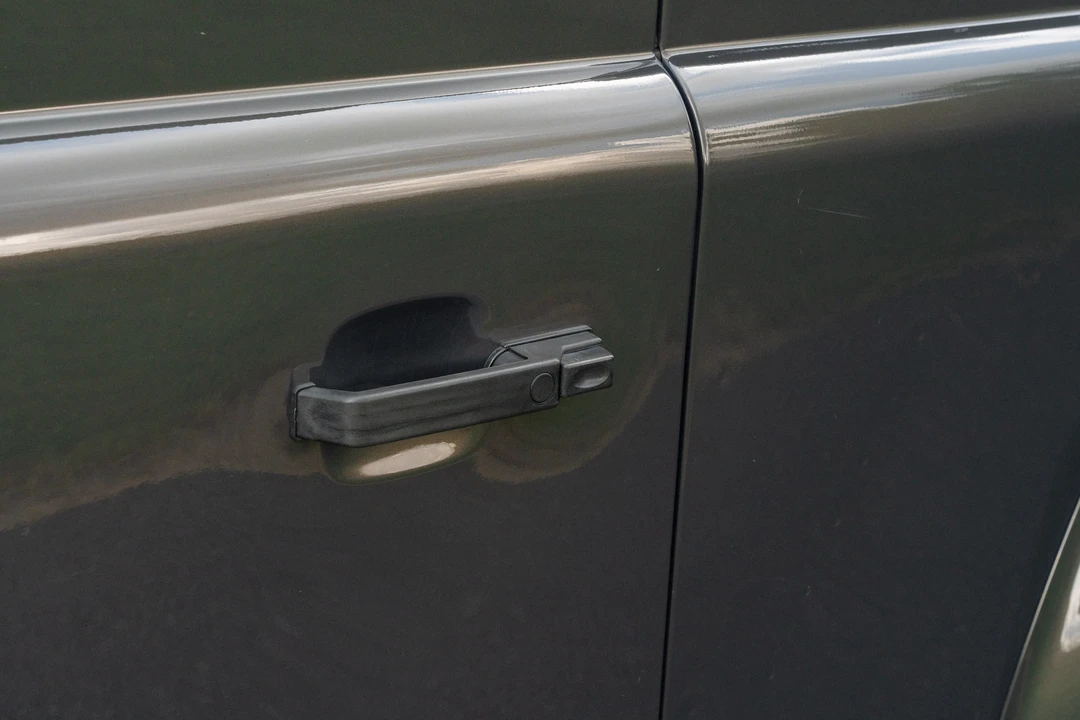 2016 Land Rover Defender 90 - Image 24 of 31
