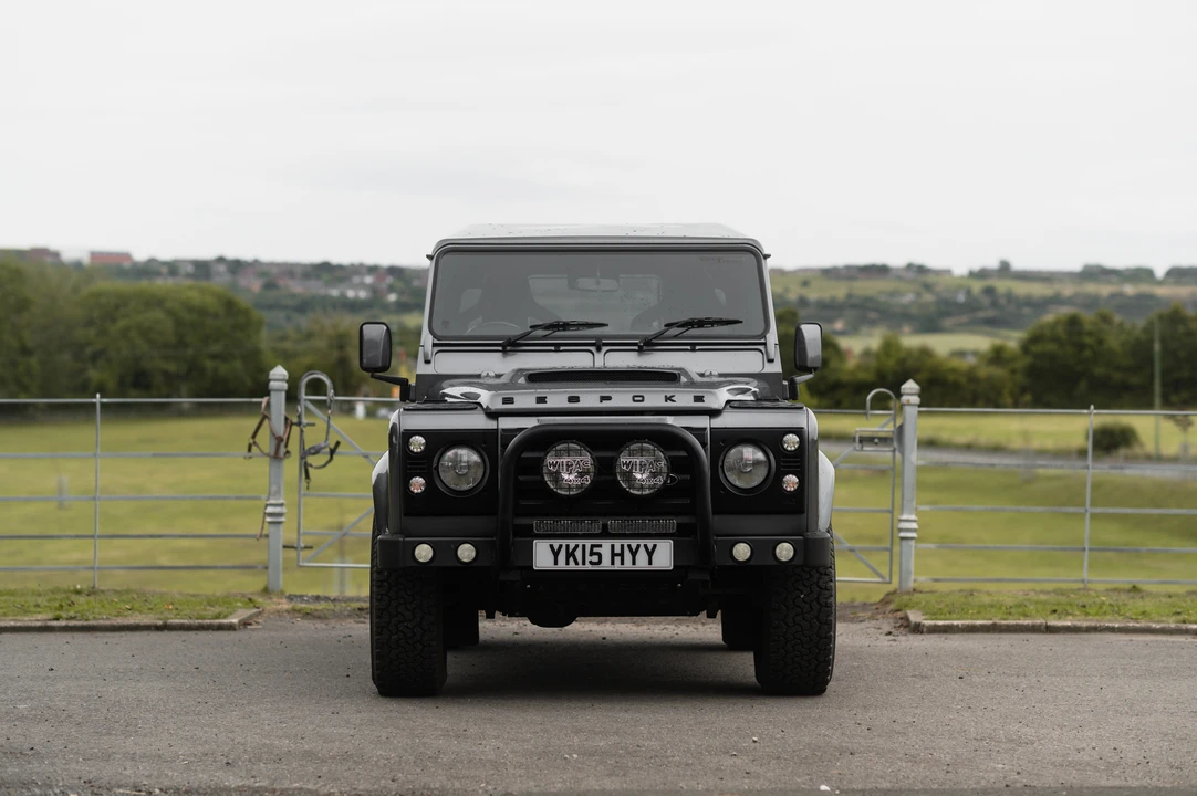 2015 Land Rover Defender 90 - Image 3 of 31