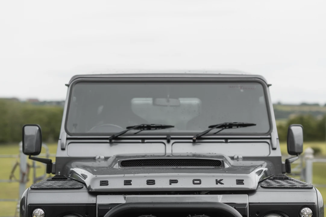 2015 Land Rover Defender 90 - Image 18 of 31