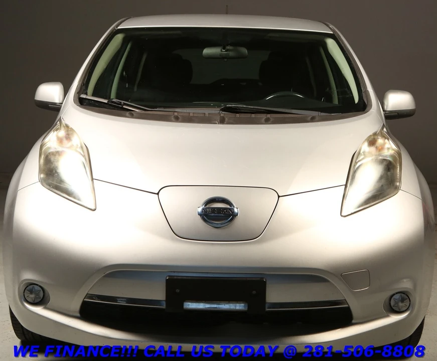 2015 Nissan Leaf - Image 8 of 21