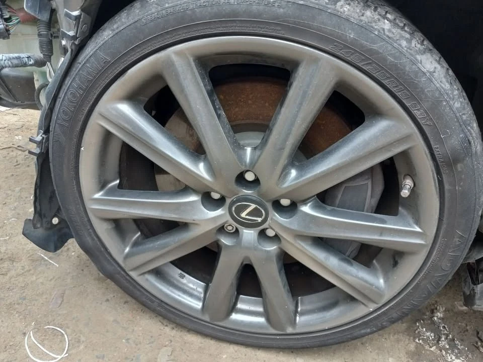 2015 Lexus GS 4th Gen - Image 10 of 10