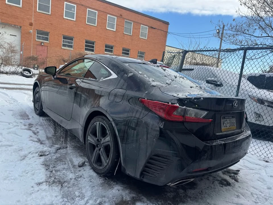 2015 Lexus RC - Image 5 of 7