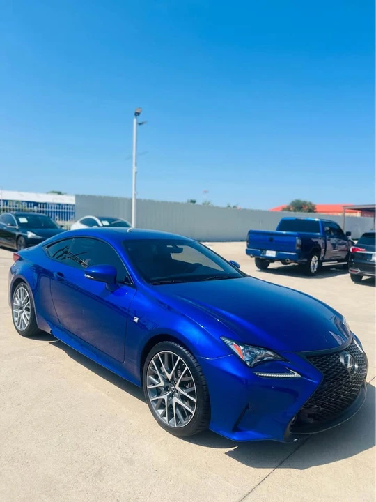 2015 Lexus RC - Image 2 of 6
