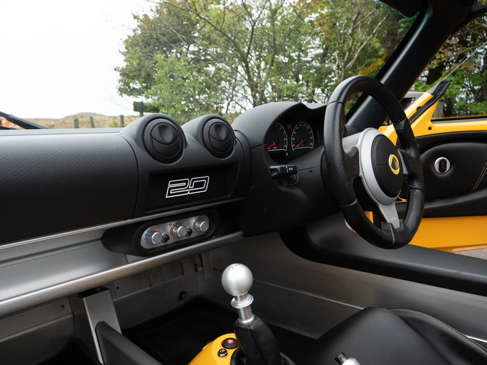 2015 Lotus Elise Series 3 - Image 25 of 31