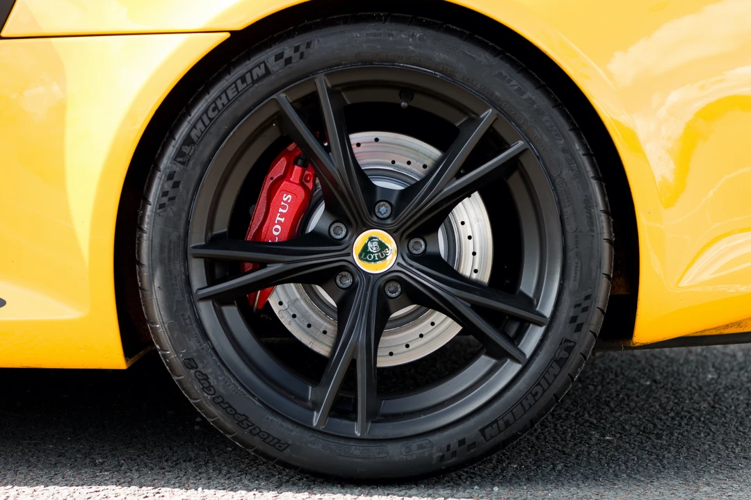 2015 Lotus Exige Series 3 - Image 12 of 31