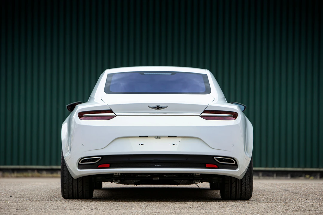 2015 Lagonda - Image 27 of 31