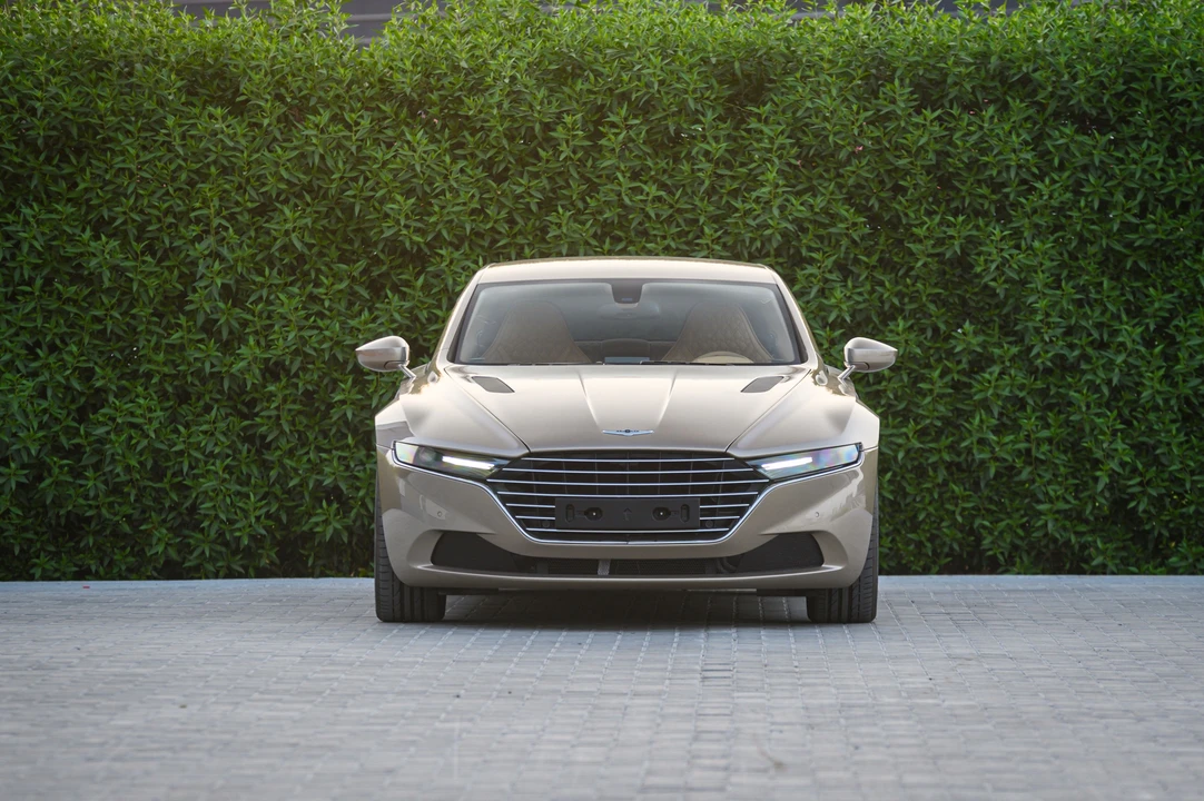 2015 Lagonda - Image 13 of 31