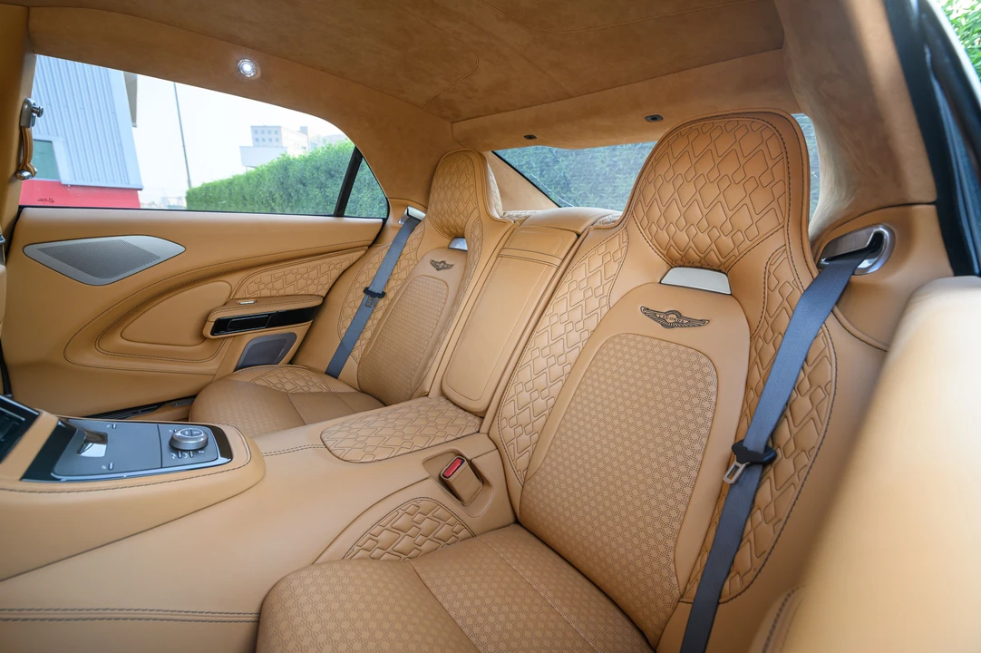 2015 Lagonda - Image 22 of 31