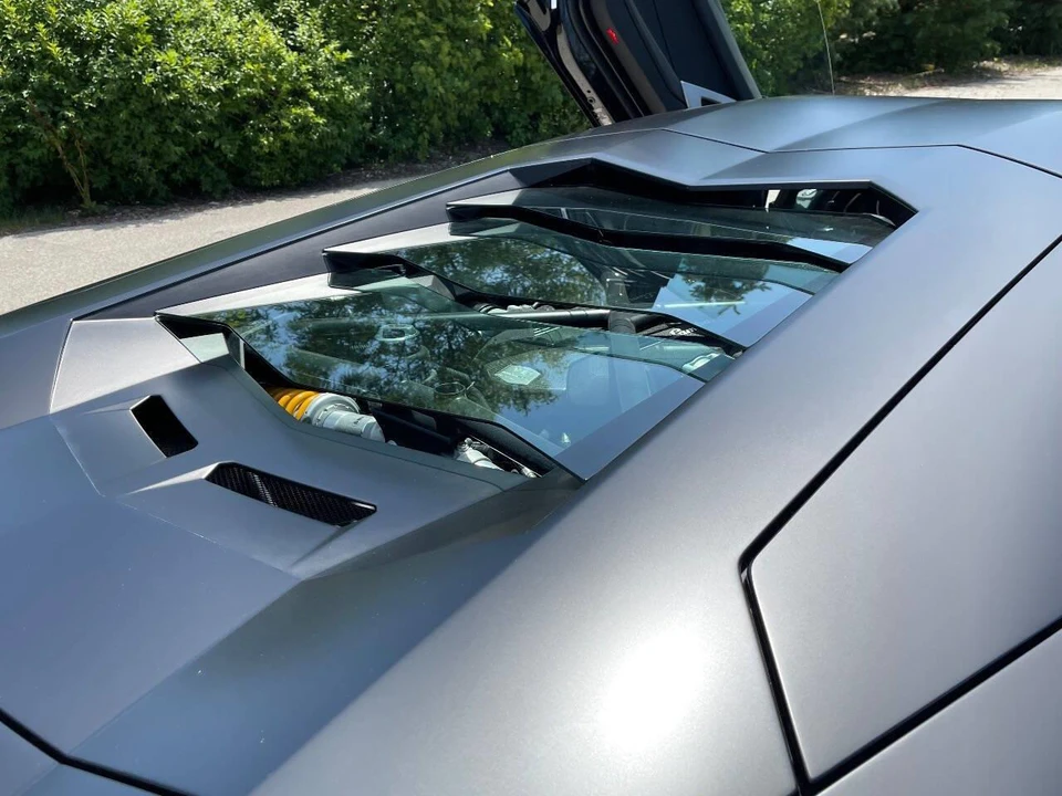 2015 Lamborghini Aventador LP700-4 - Image 16 of 26