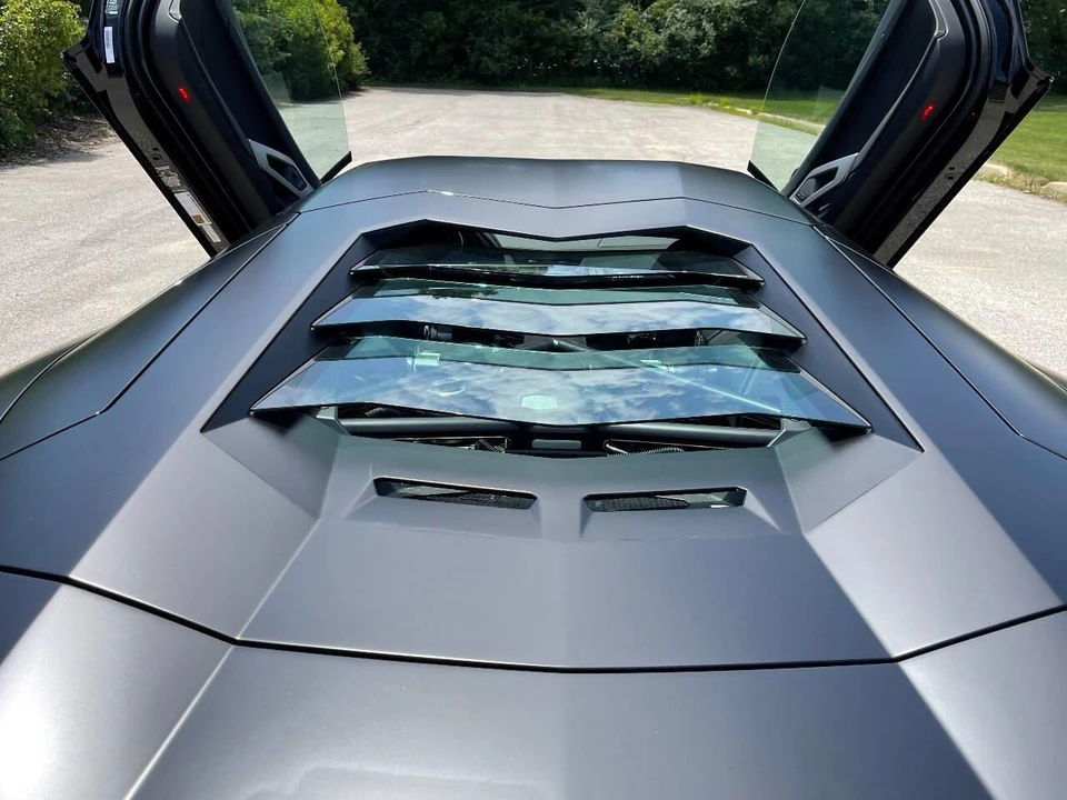 2015 Lamborghini Aventador LP700-4 - Image 25 of 26