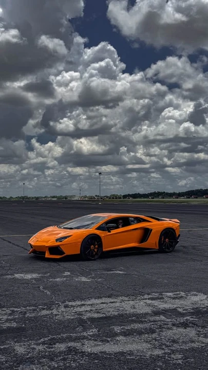 2015 Lamborghini Aventador LP700-4 - Image 14 of 14