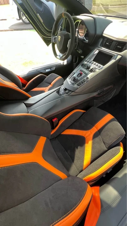2015 Lamborghini Aventador LP700-4 - Image 13 of 14
